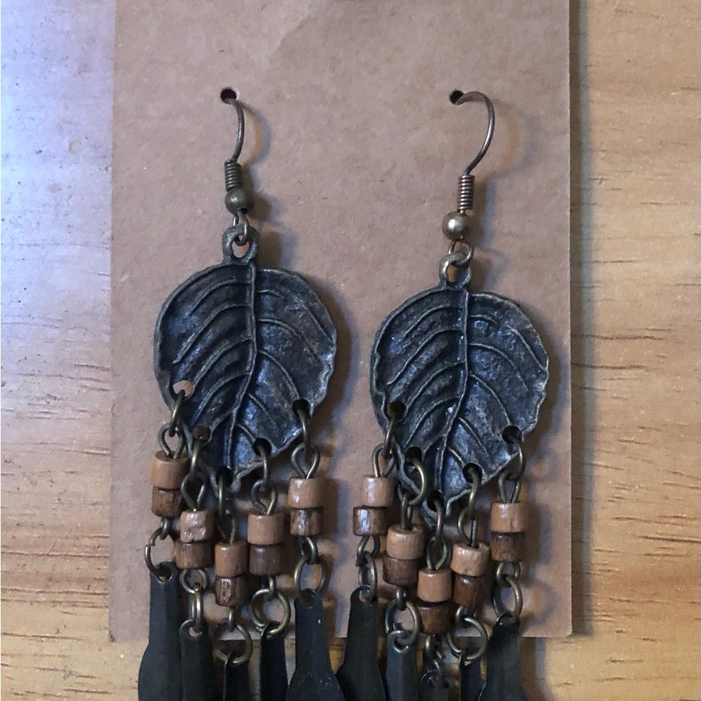 Leaf Design Earrings with Brown Accents